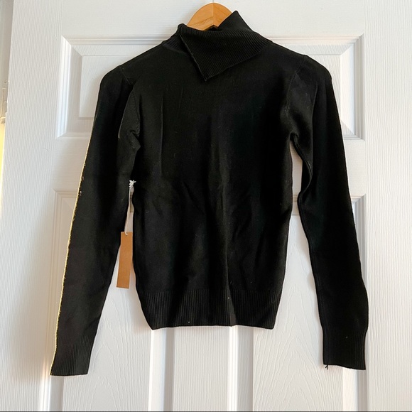 Dreamers Black Sweater - Picture 2 of 3